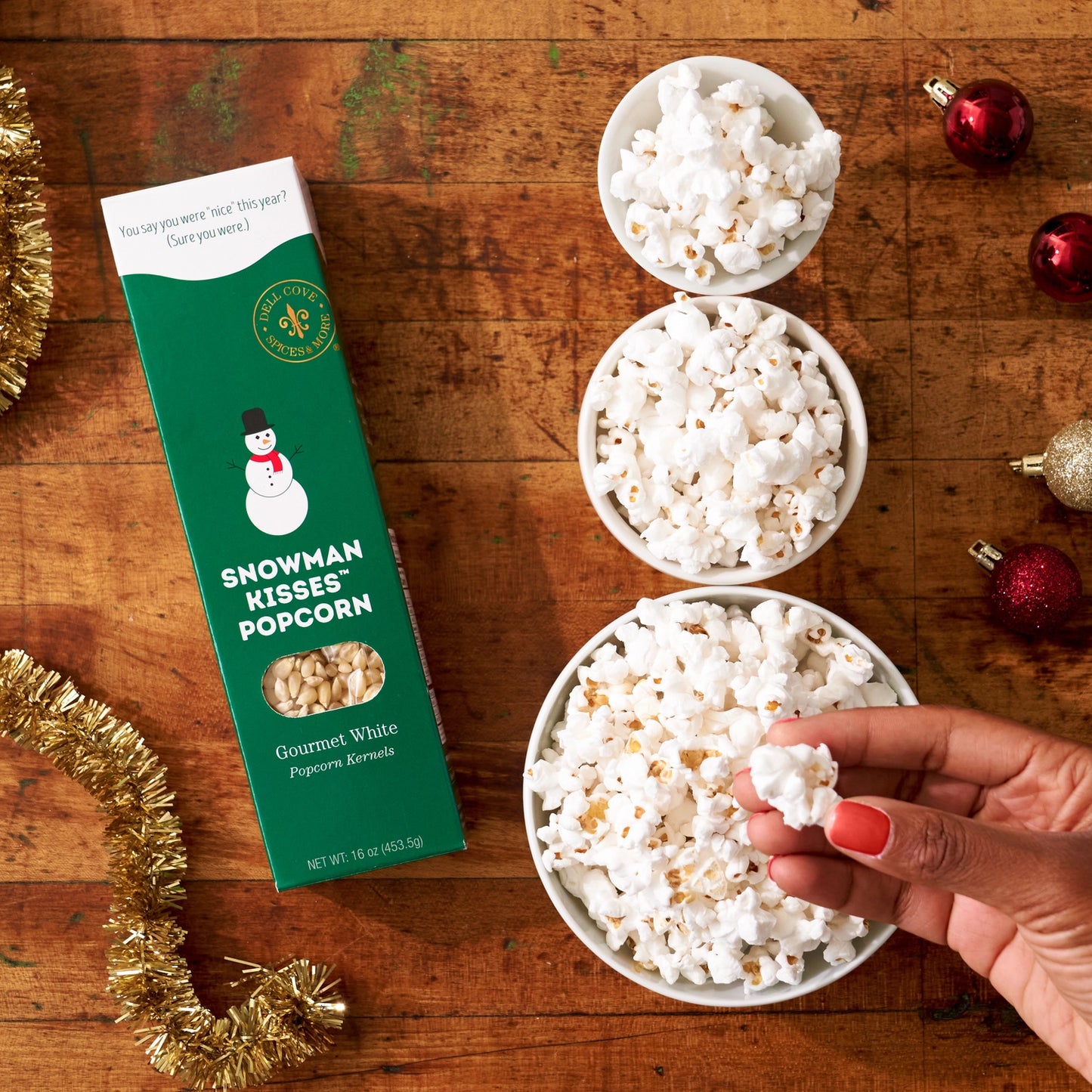 Gourmet Snowman Kisses Popcorn