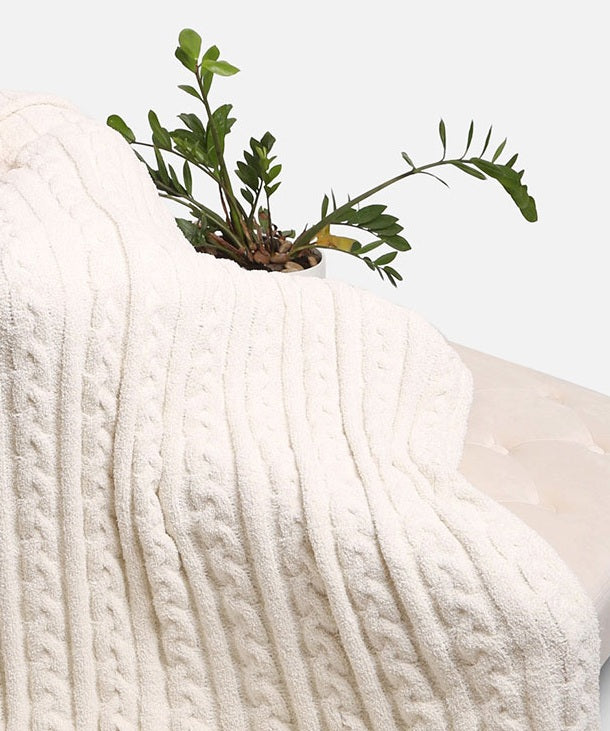 Luxury Braided Cable Knit Throw